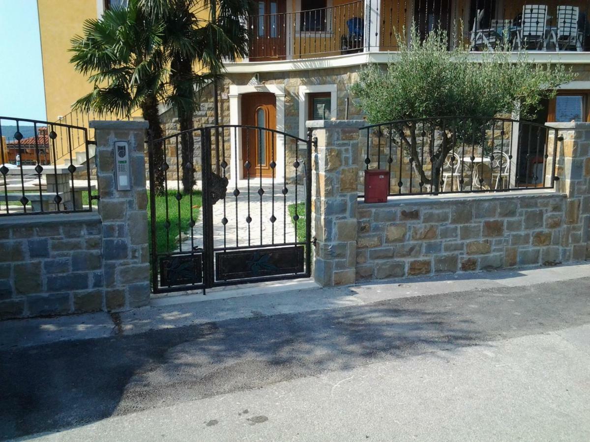 Apartments Apartim Piran Exterior foto